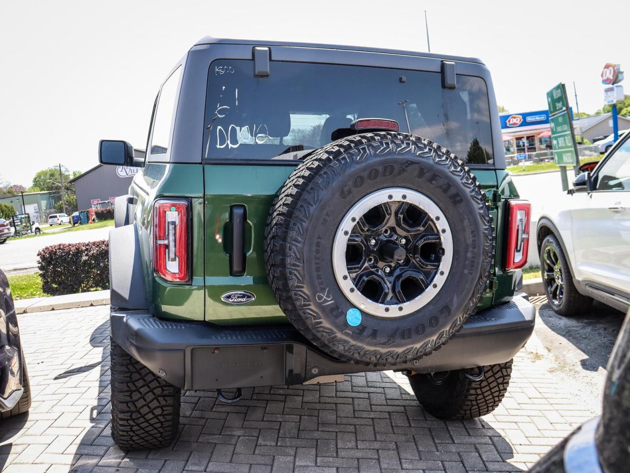 2024 Ford Bronco Badlands 2dr 4x4 Photo