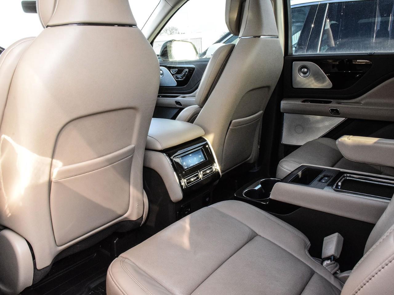 2021 Lincoln Aviator Reserve ACC + Lane Centering   Class IV Tow Photo