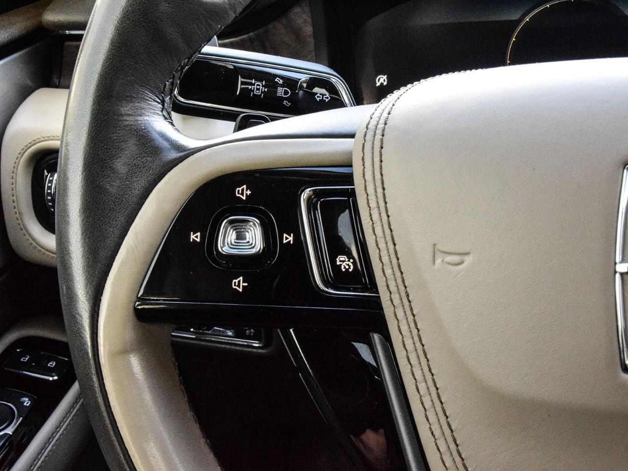 2021 Lincoln Aviator Reserve ACC + Lane Centering   Class IV Tow Photo