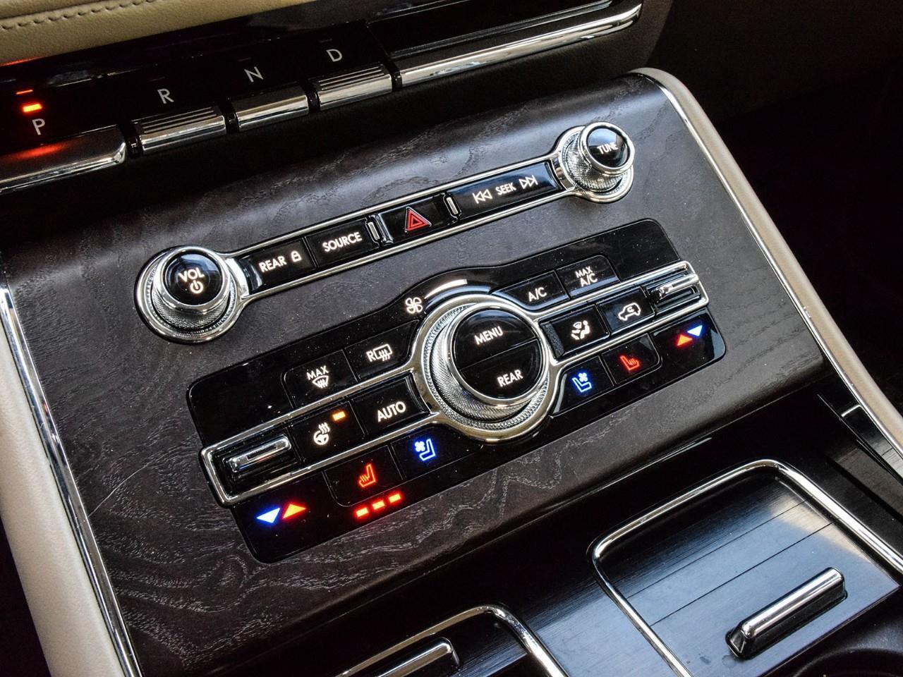 2021 Lincoln Aviator Reserve ACC + Lane Centering   Class IV Tow Photo