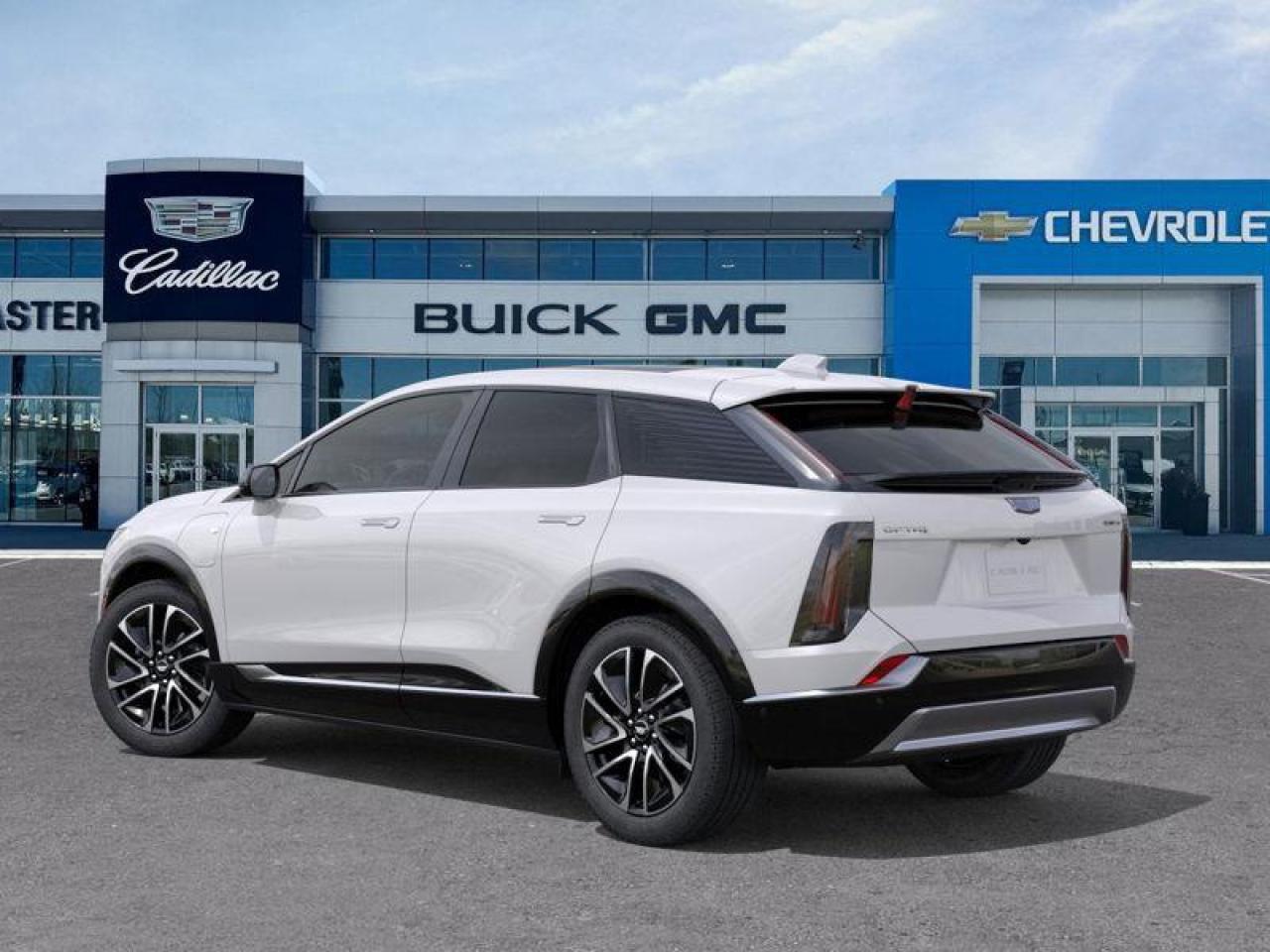 2025 Cadillac OPTIQ Sport w/1SH 4dr All-Wheel Drive Photo2