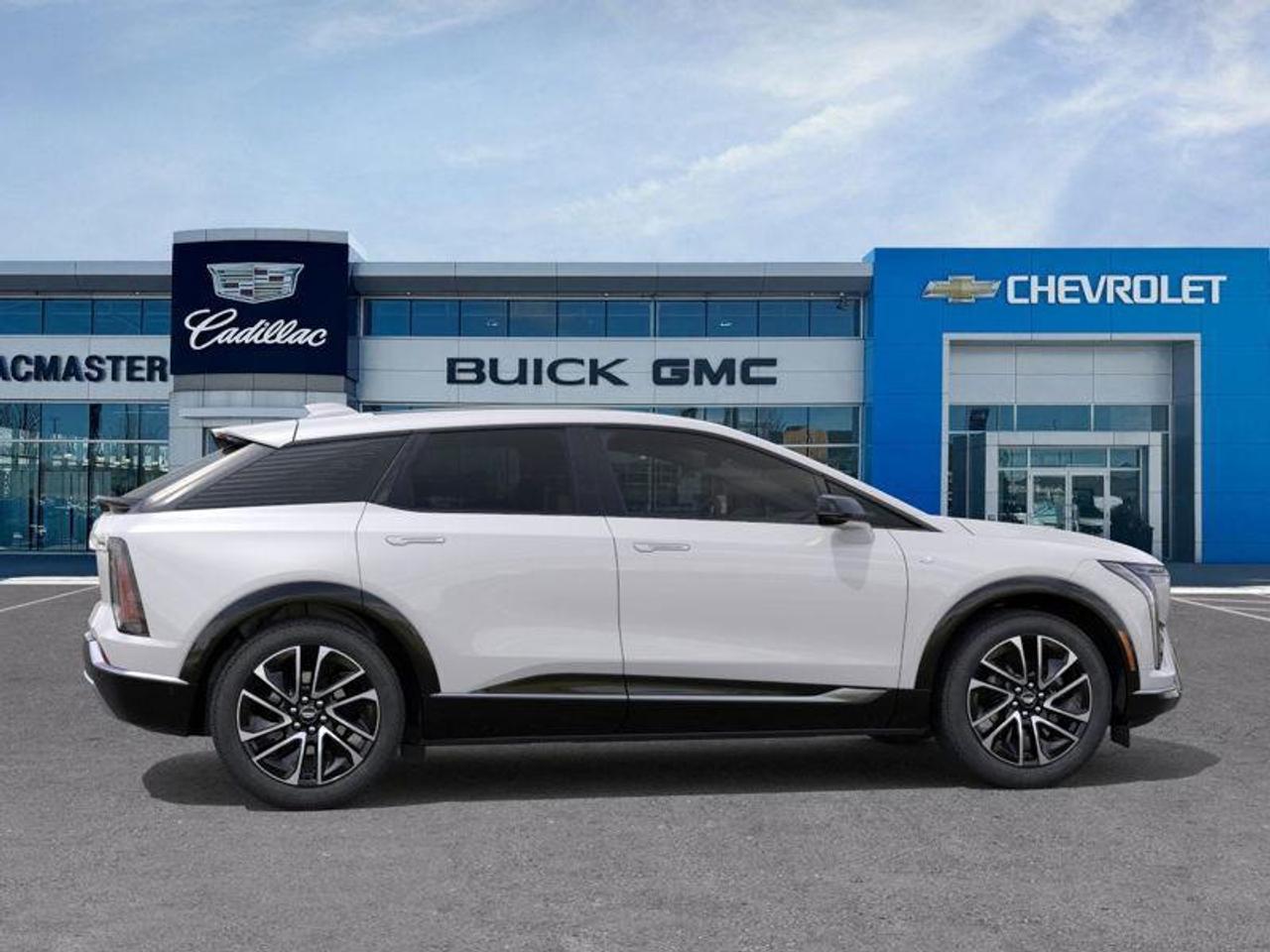 2025 Cadillac OPTIQ Sport w/1SH 4dr All-Wheel Drive Photo