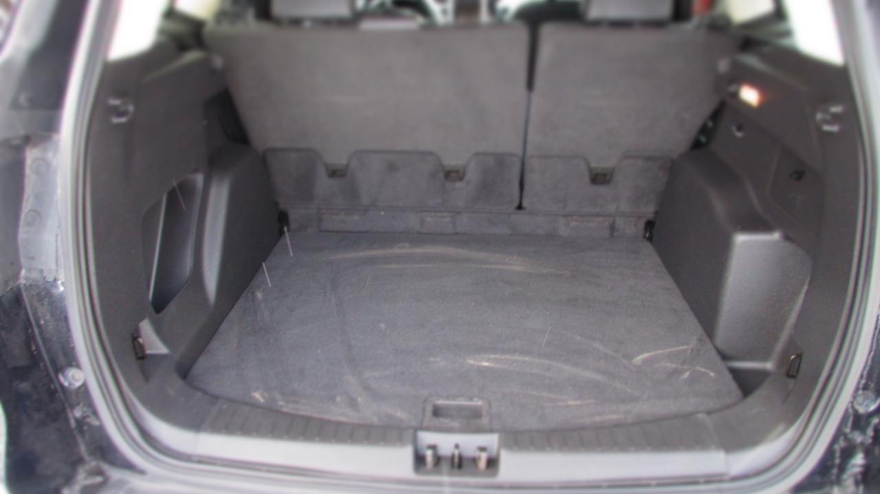 2019 Ford Escape SEL 4dr 4x4 Photo4