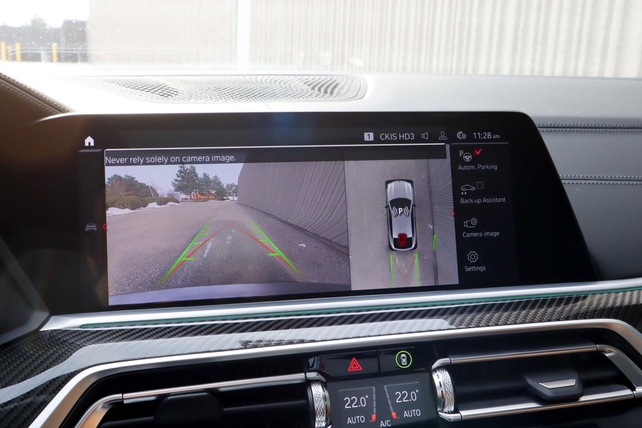 2022 BMW X6 M  Photo