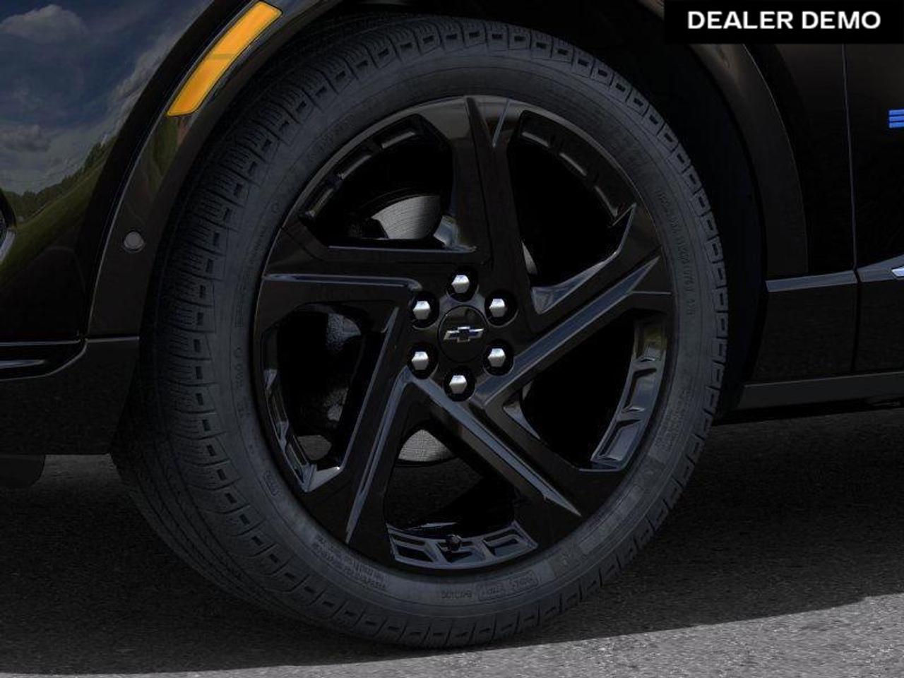 2025 Chevrolet Equinox EV RS 4dr Photo