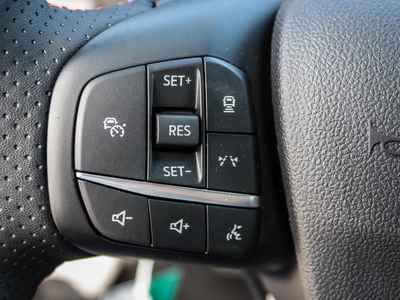 2024 Ford Escape ST-Line Select 4dr All-Wheel Drive Photo