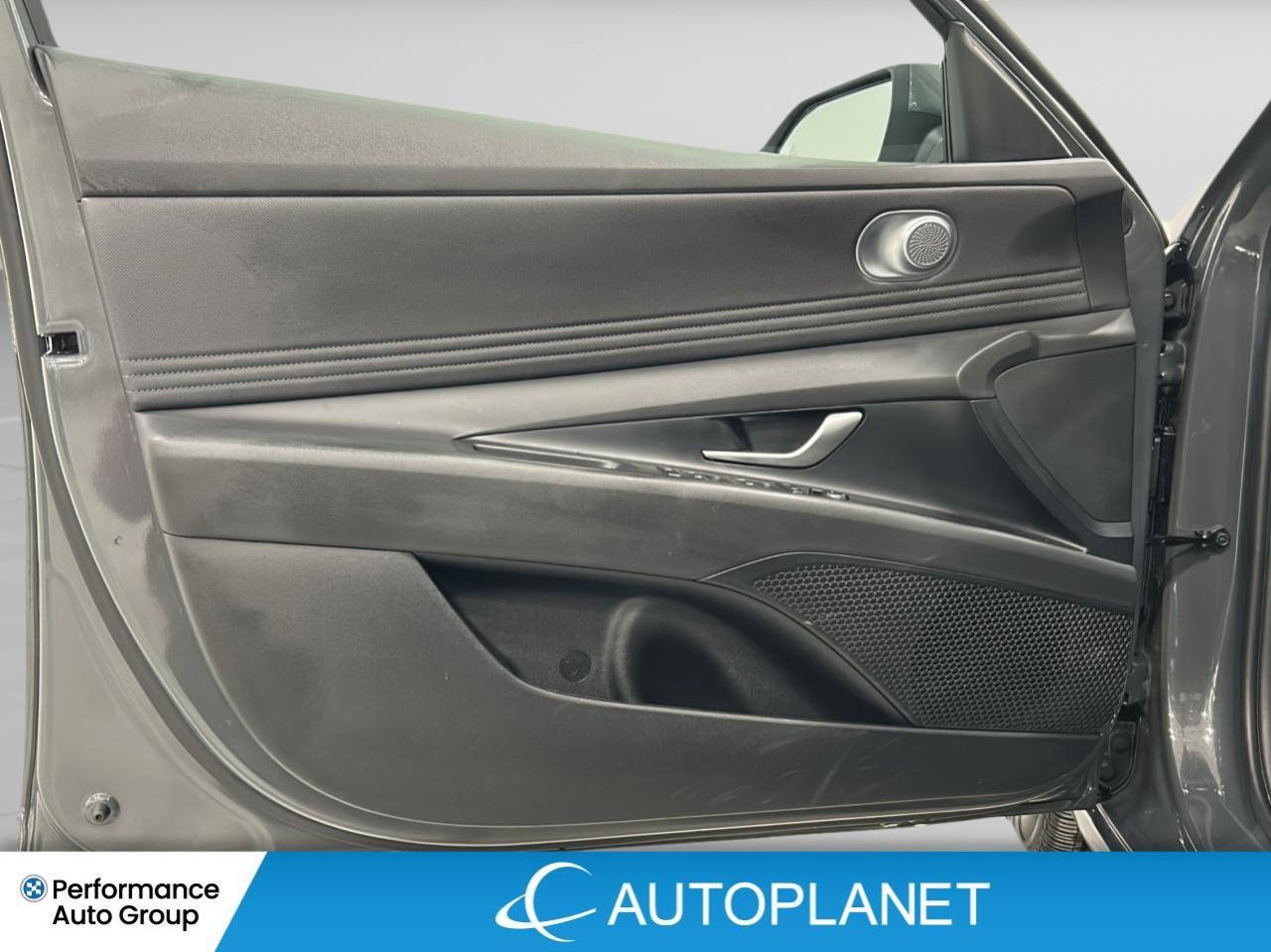 2024 Hyundai Elantra Preferred, Android Auto, Heated Seats,Remote Start Photo