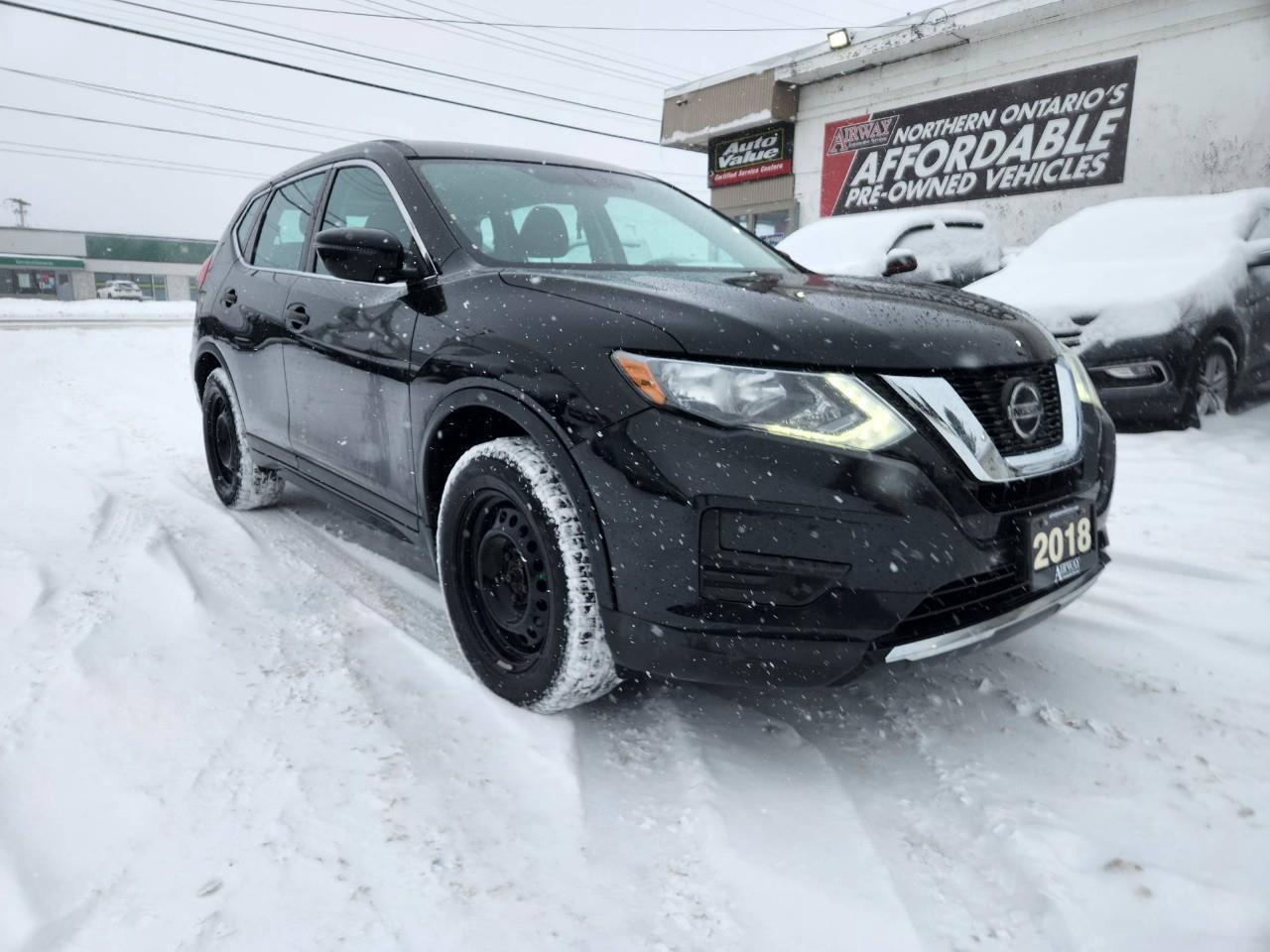 2018 Nissan Rogue S 4dr All-wheel Drive Photo0