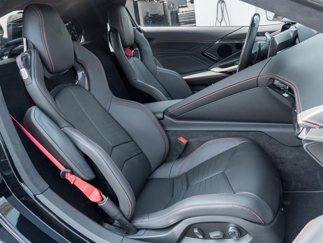 2025 Chevrolet Corvette Z06 w/3LZ 2dr Coupe Photo