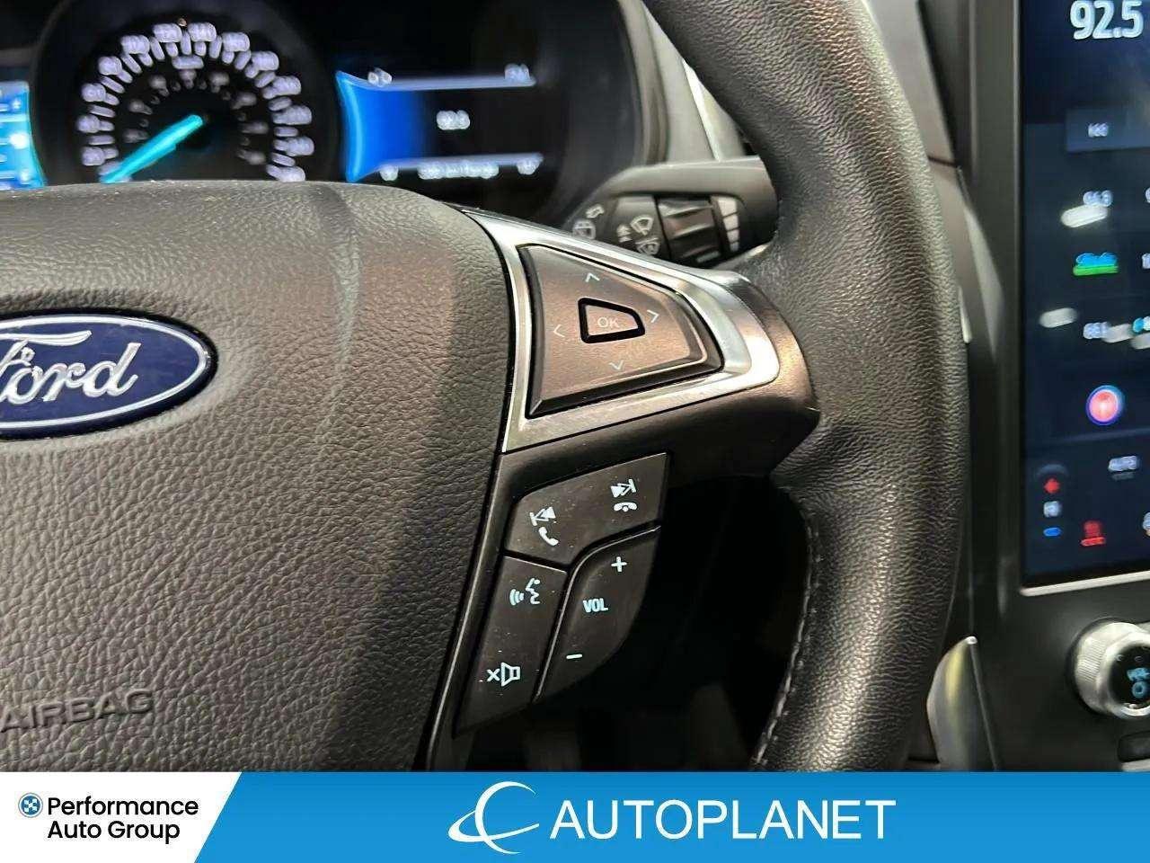 2024 Ford Edge Titanium AWD, Pano Roof, Heated Seats, Bluetooth Photo