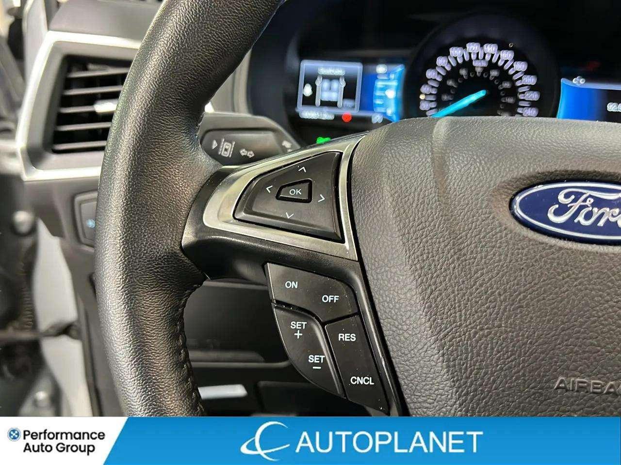 2024 Ford Edge Titanium AWD, Pano Roof, Heated Seats, Bluetooth Photo