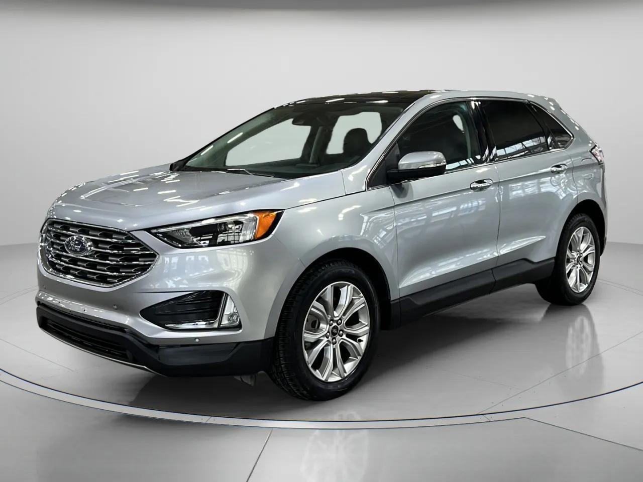 2024 Ford Edge Titanium AWD, Pano Roof, Heated Seats, Bluetooth Photo
