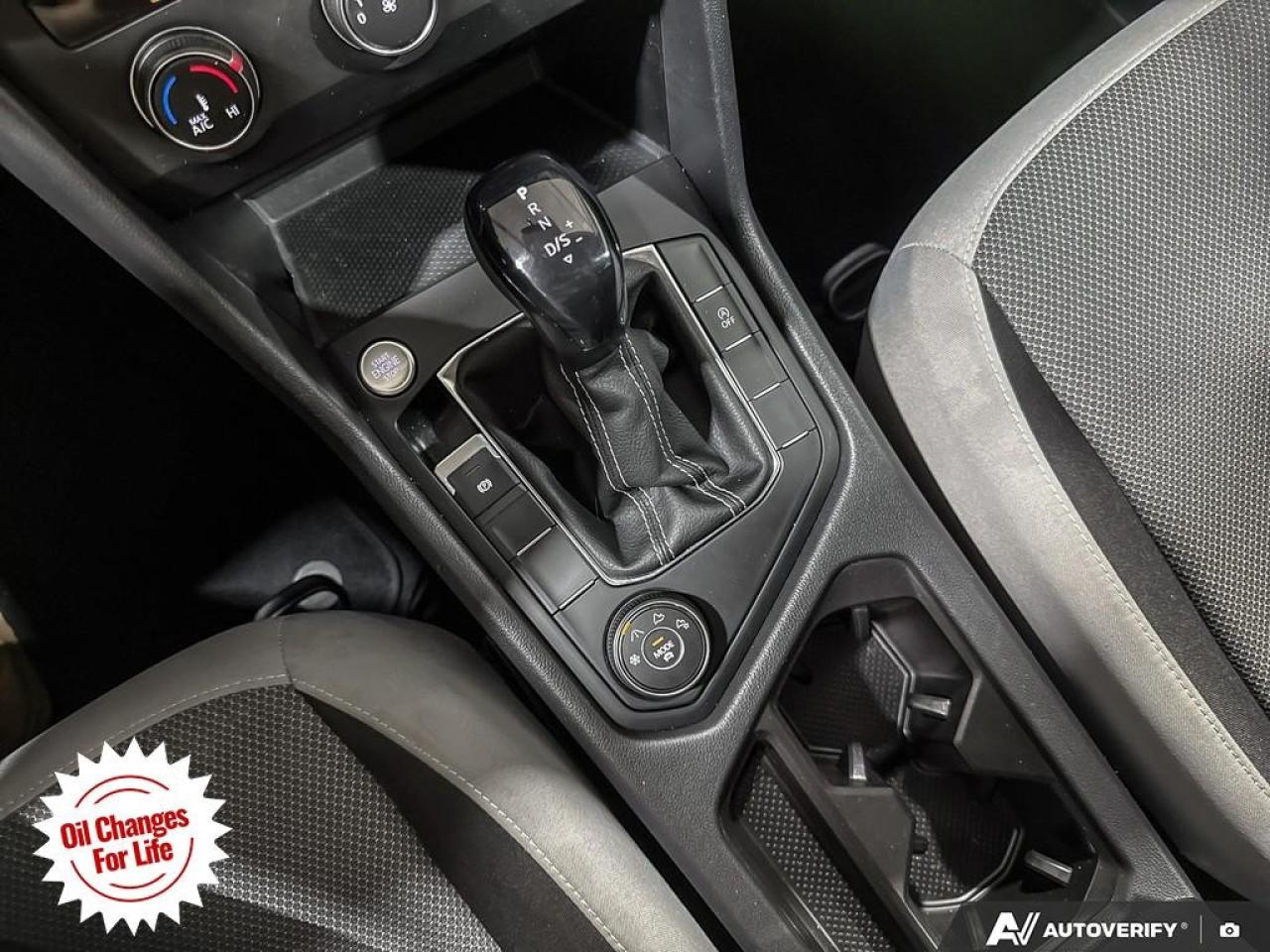 2022 Volkswagen Taos Trendline 4Motion Photo