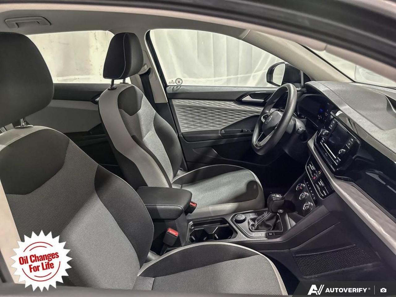 2022 Volkswagen Taos Trendline 4Motion Photo