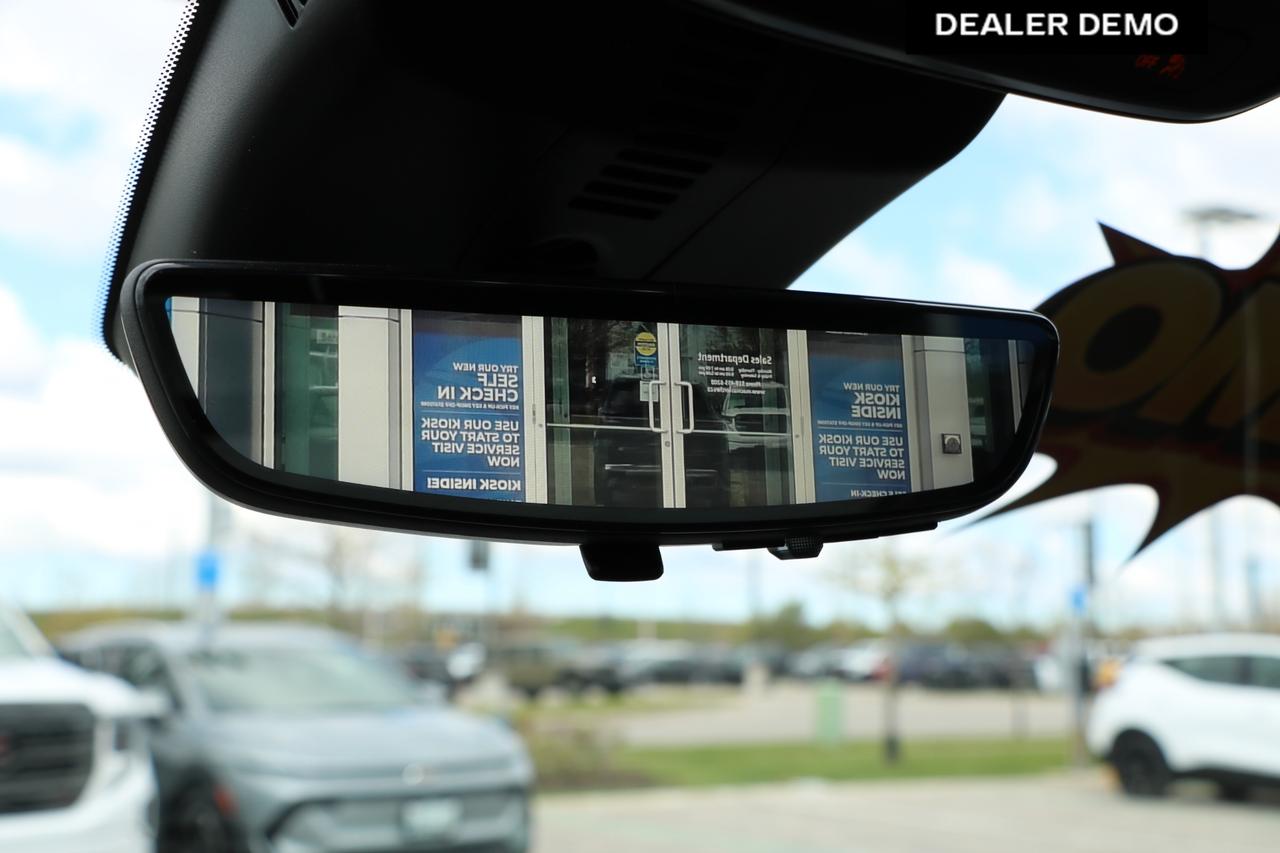 2025 GMC Acadia Denali 4dr All-Wheel Drive Photo