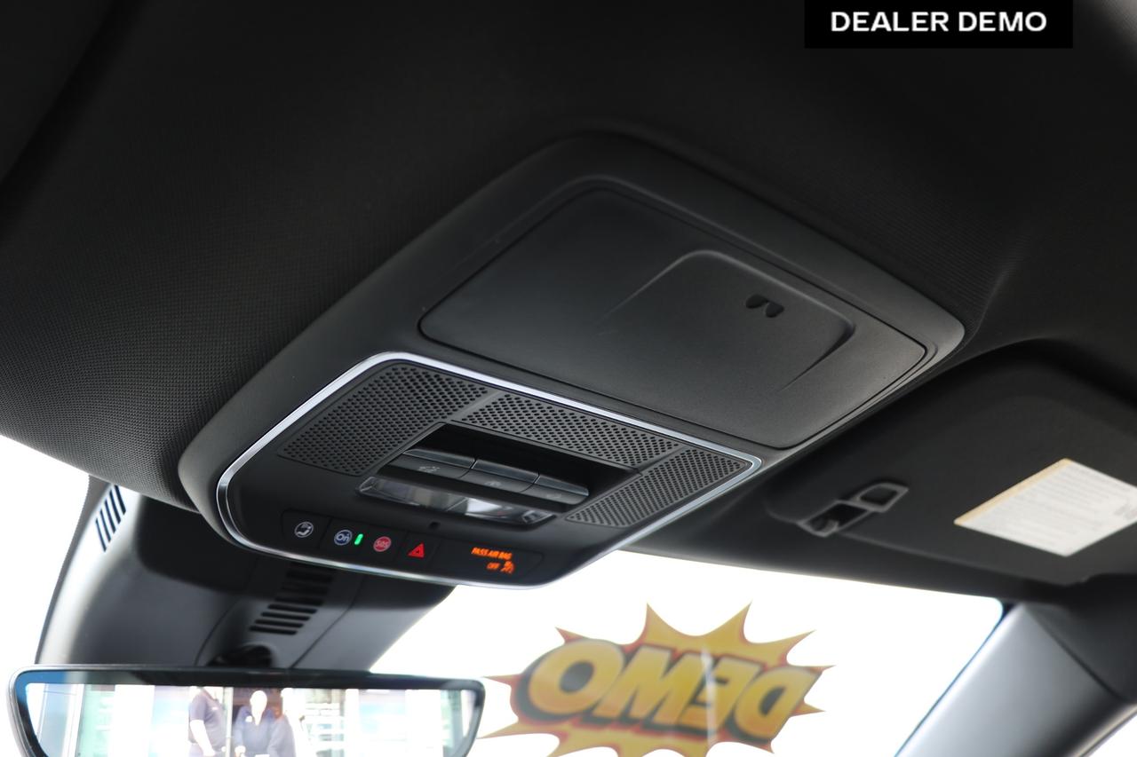 2025 GMC Acadia Denali 4dr All-Wheel Drive Photo