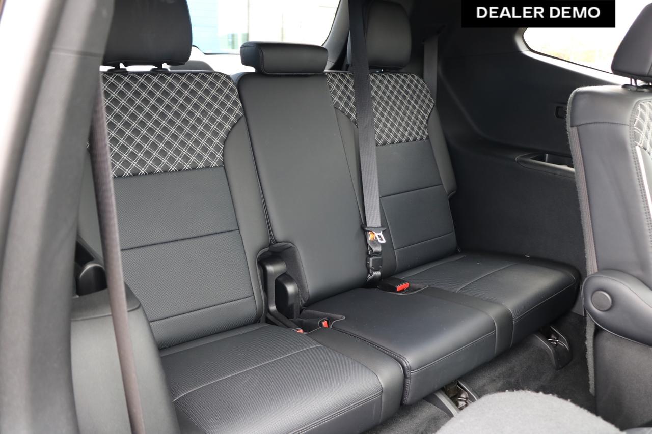 2025 GMC Acadia Denali 4dr All-Wheel Drive Photo