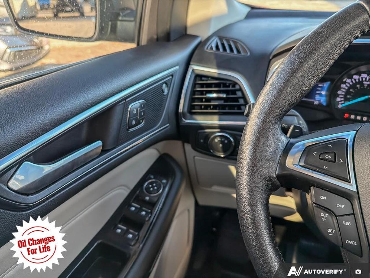 2019 Ford Edge Titanium AWD Photo