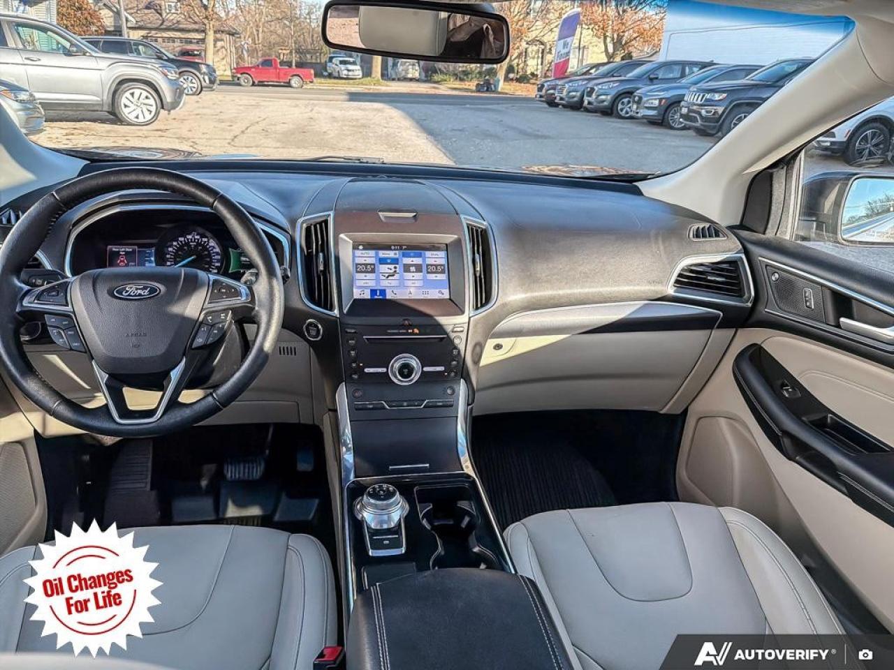 2019 Ford Edge Titanium AWD Photo