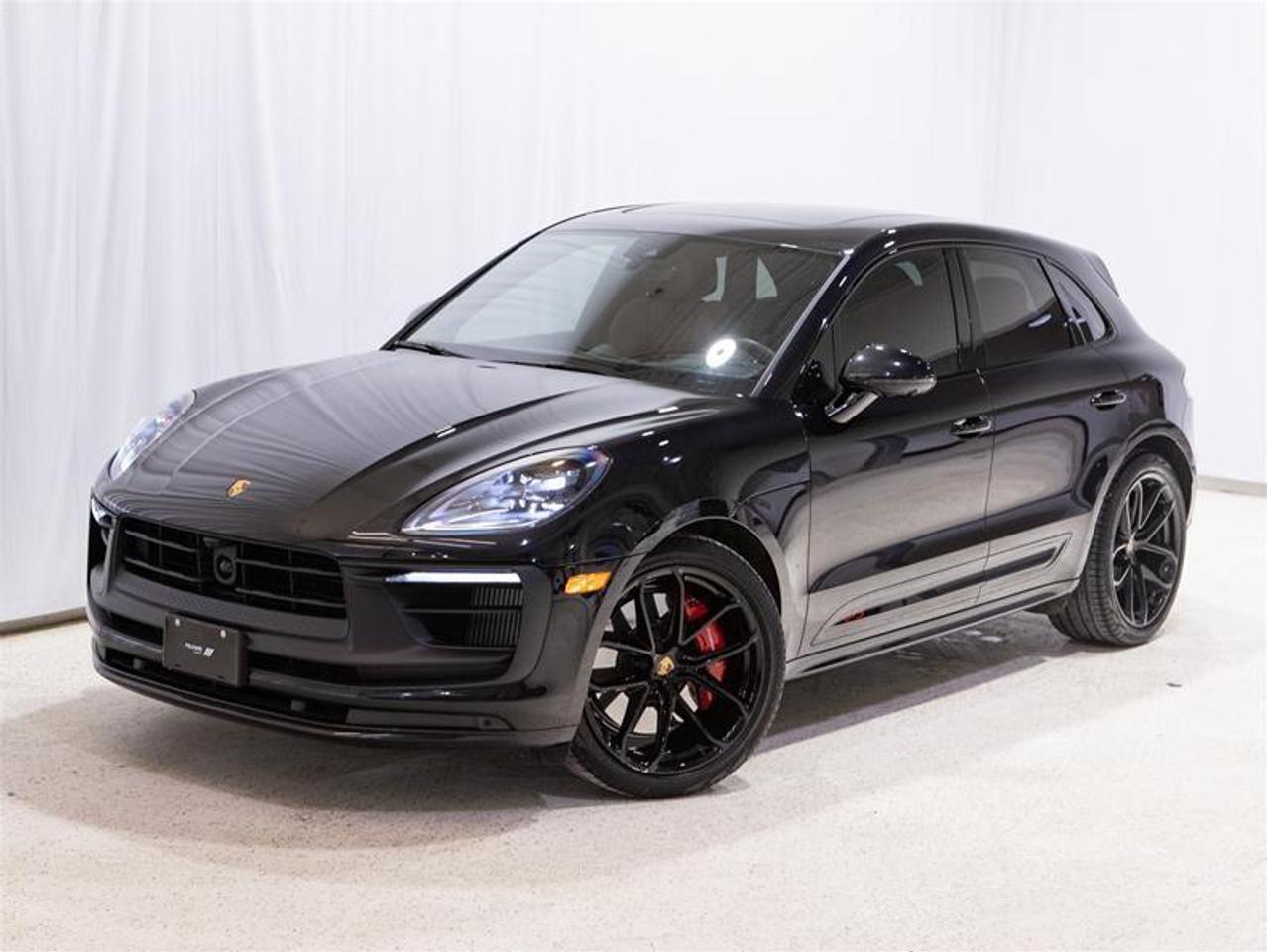 2024 Porsche Macan GTS AWD Photo