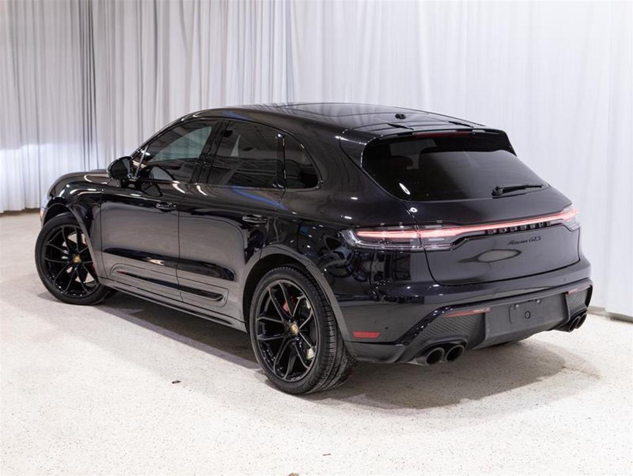 2024 Porsche Macan GTS AWD Photo3