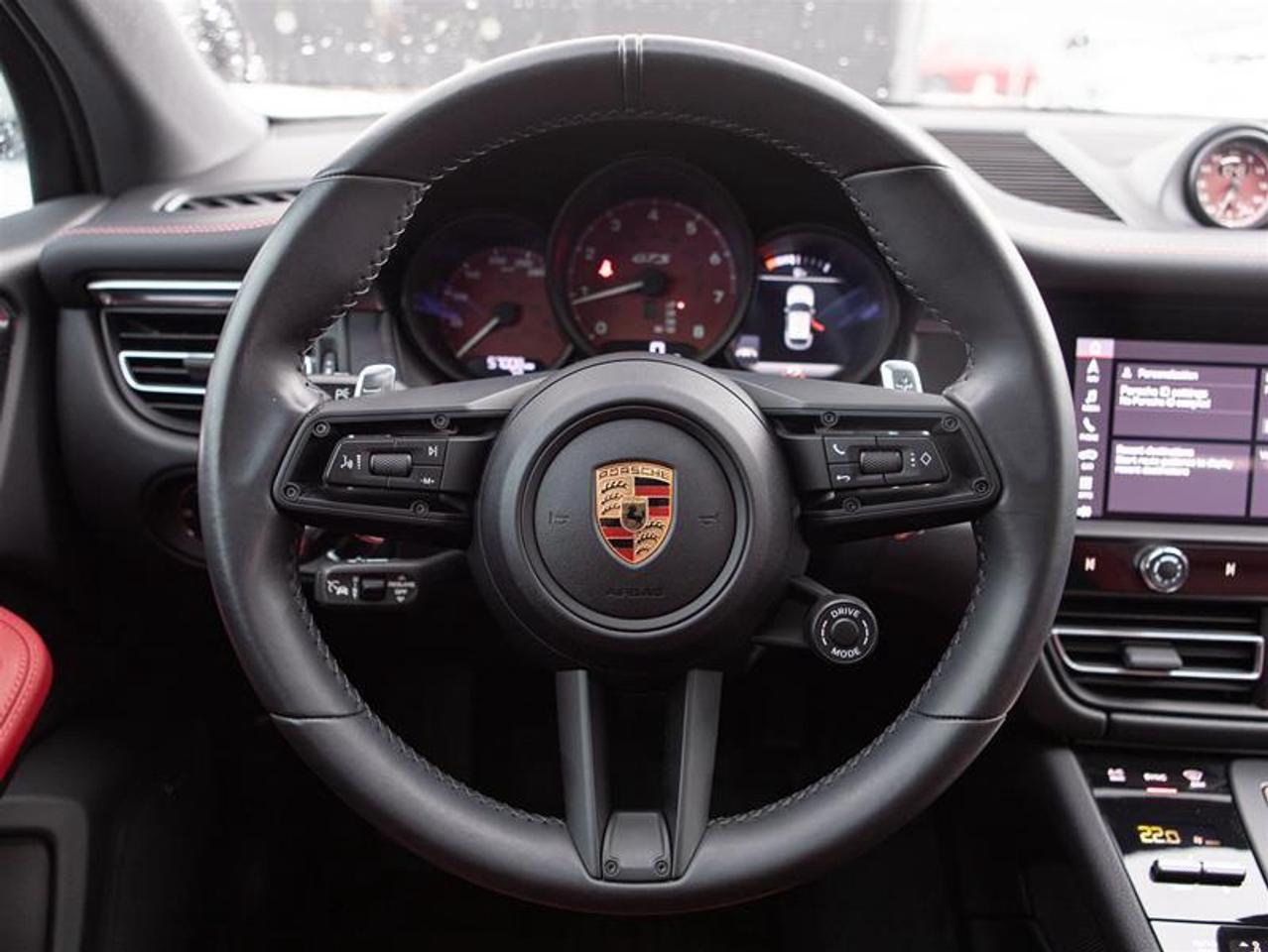 2024 Porsche Macan GTS AWD Photo