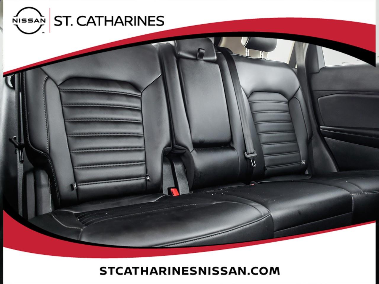 2022 Ford Edge SEL Photo