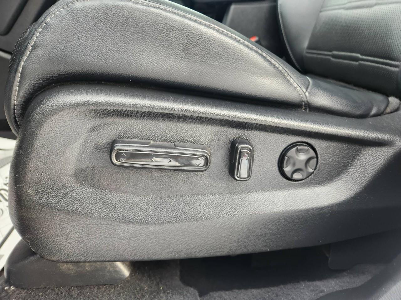 2017 Honda CR-V Touring 4dr All-wheel Drive Photo