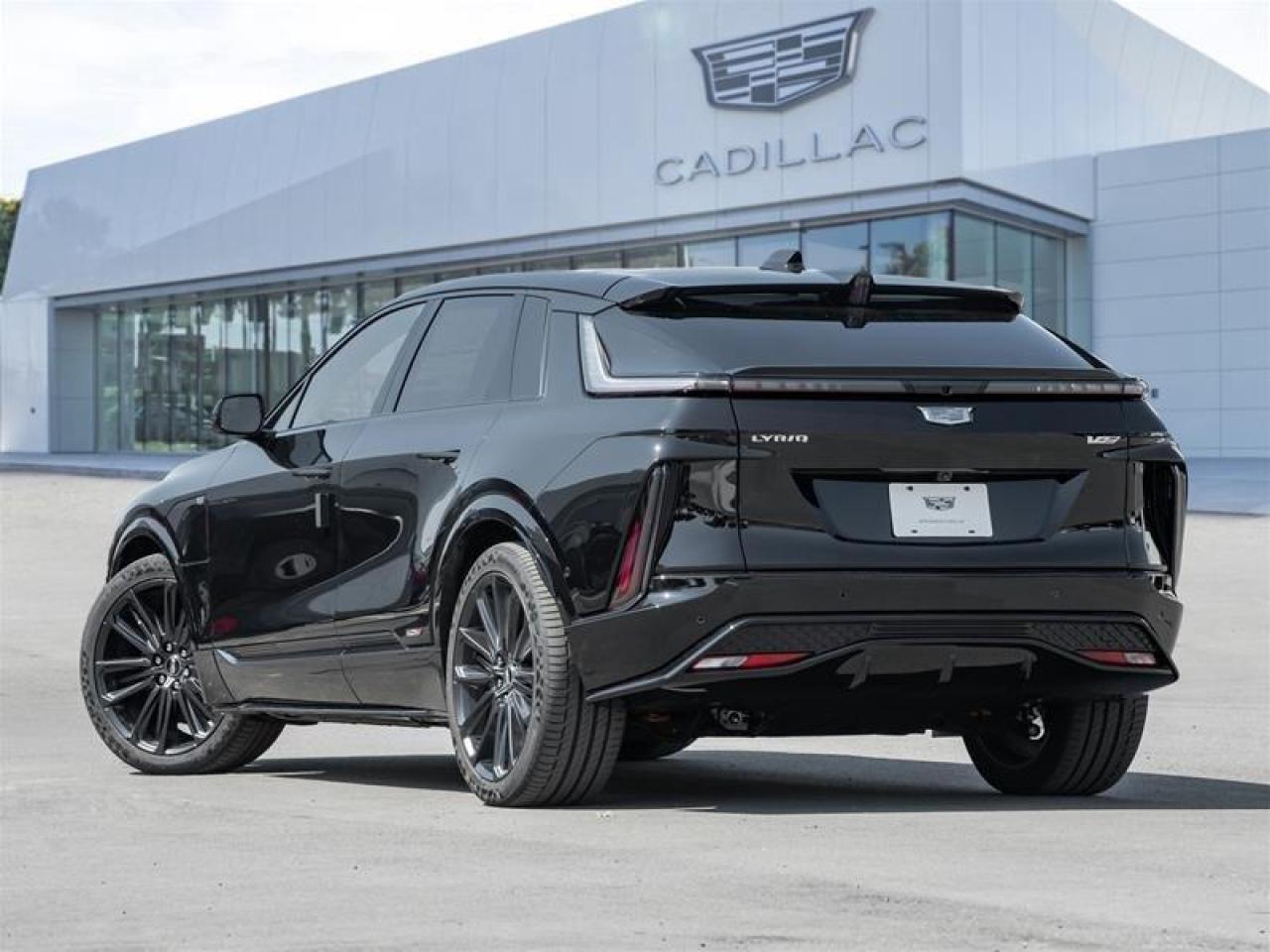 2026 Cadillac LYRIQ V Premium 4dr Photo4