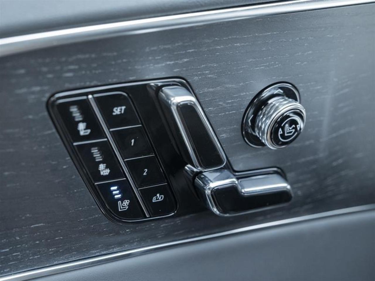 2026 Cadillac LYRIQ V Premium 4dr Photo