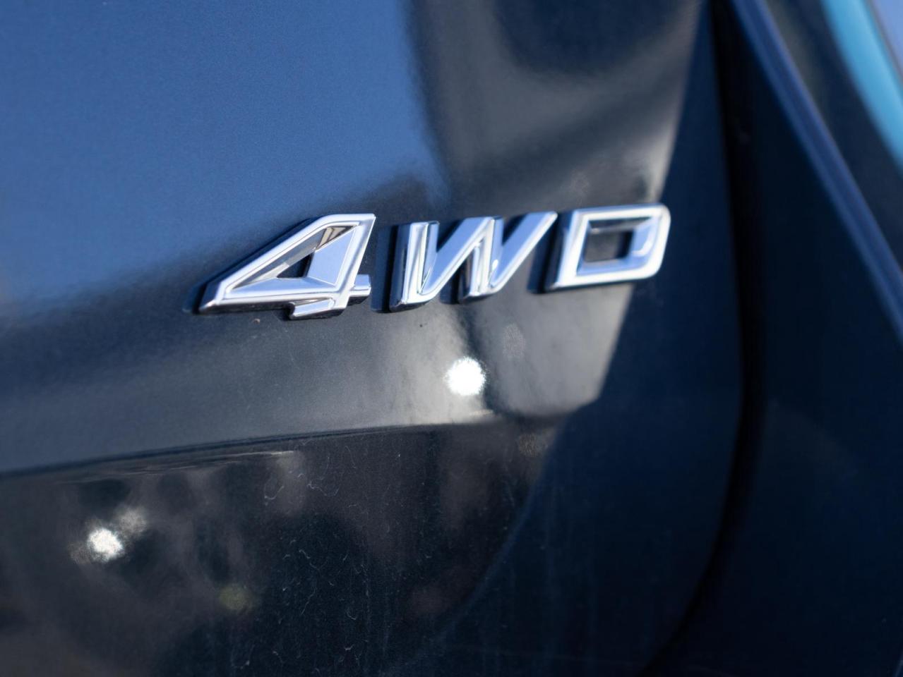 2024 Ford Explorer Platinum 4dr 4x4 Photo