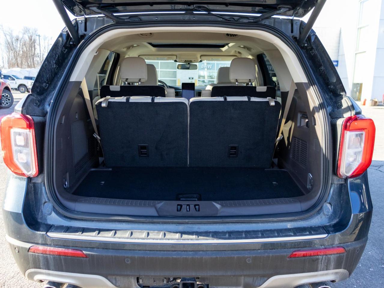 2024 Ford Explorer Platinum 4dr 4x4 Photo