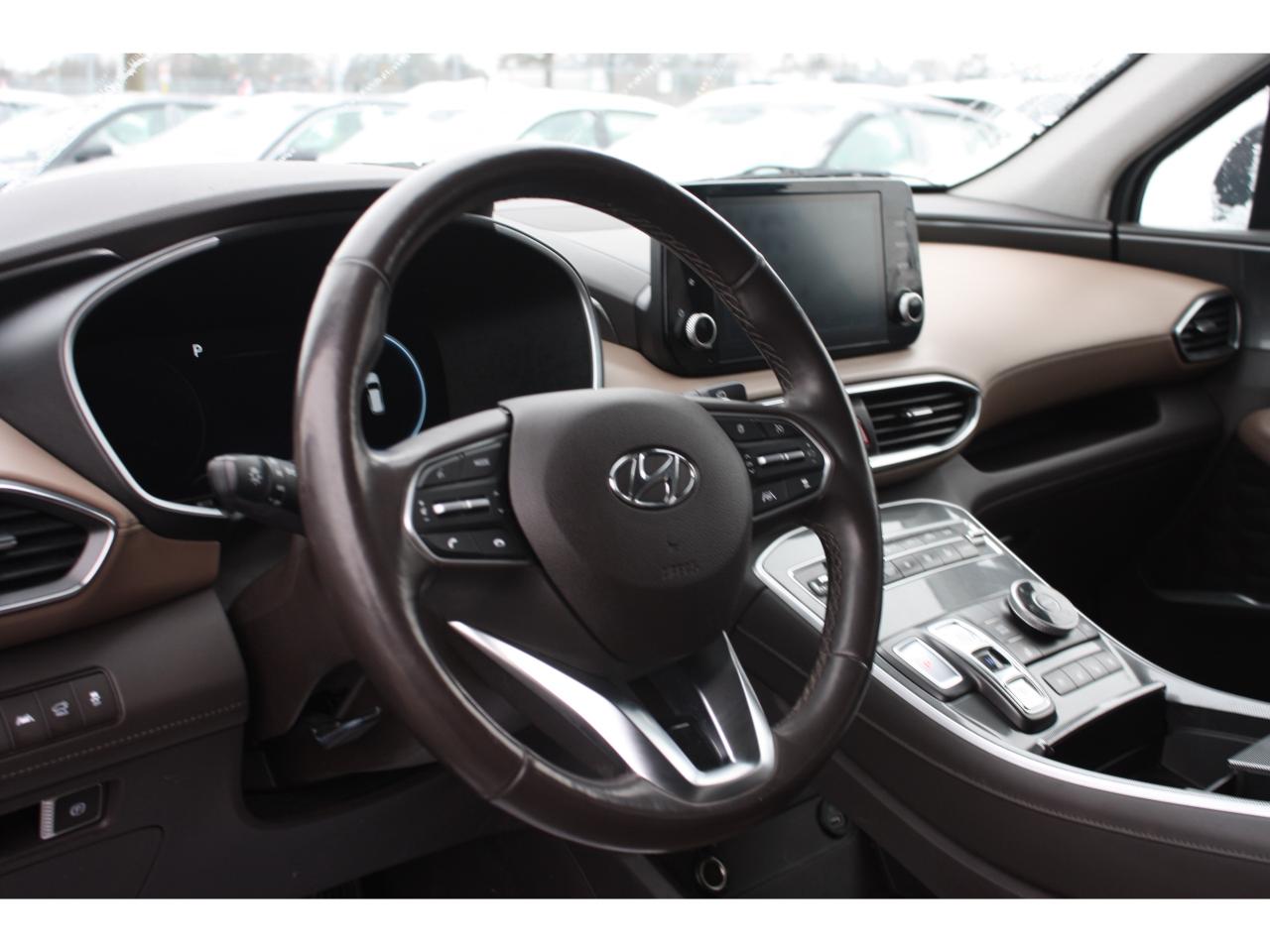 2022 Hyundai Santa Fe Hybrid Luxury / Leather / Heated Seats / Sunroof Photo