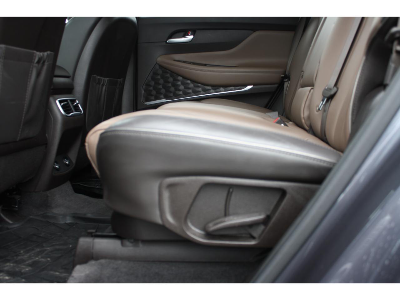 2022 Hyundai Santa Fe Hybrid Luxury / Leather / Heated Seats / Sunroof Photo