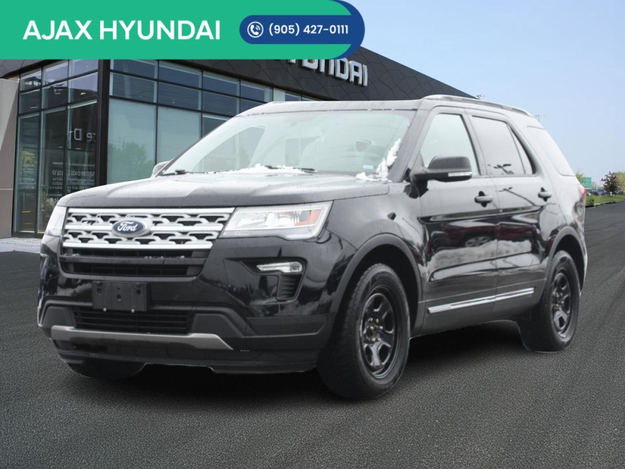2018 Ford Explorer XLT AWD / 7-Passenger / Heated Seats / Camera Photo0