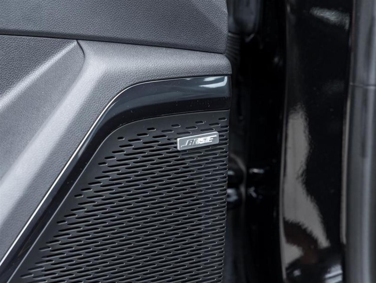 2026 GMC Acadia AT4 4dr All-Wheel Drive Photo