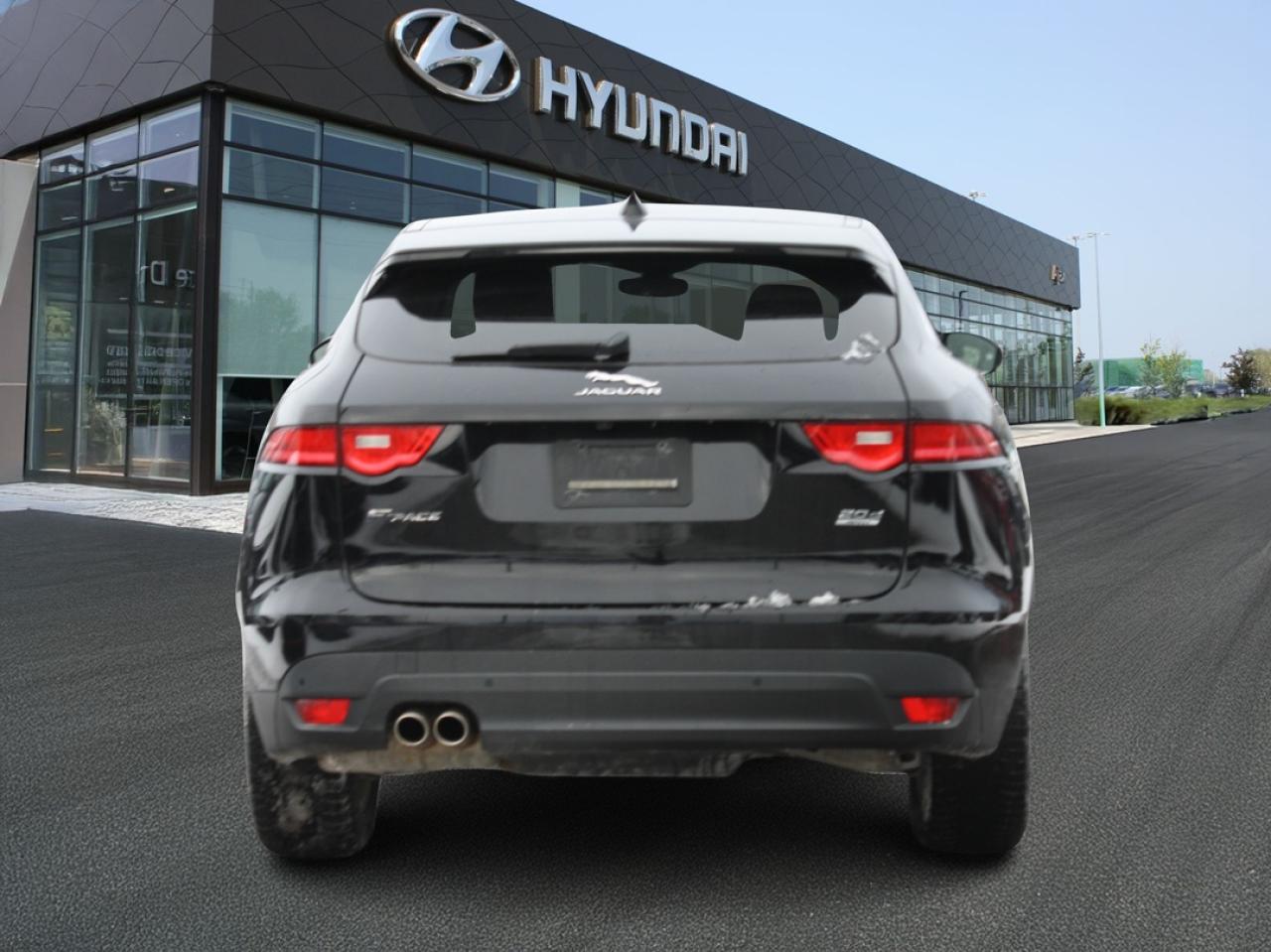 2019 Jaguar F-PACE 20d AWD Prestige / Leather / Heated Seats / Nav Photo4