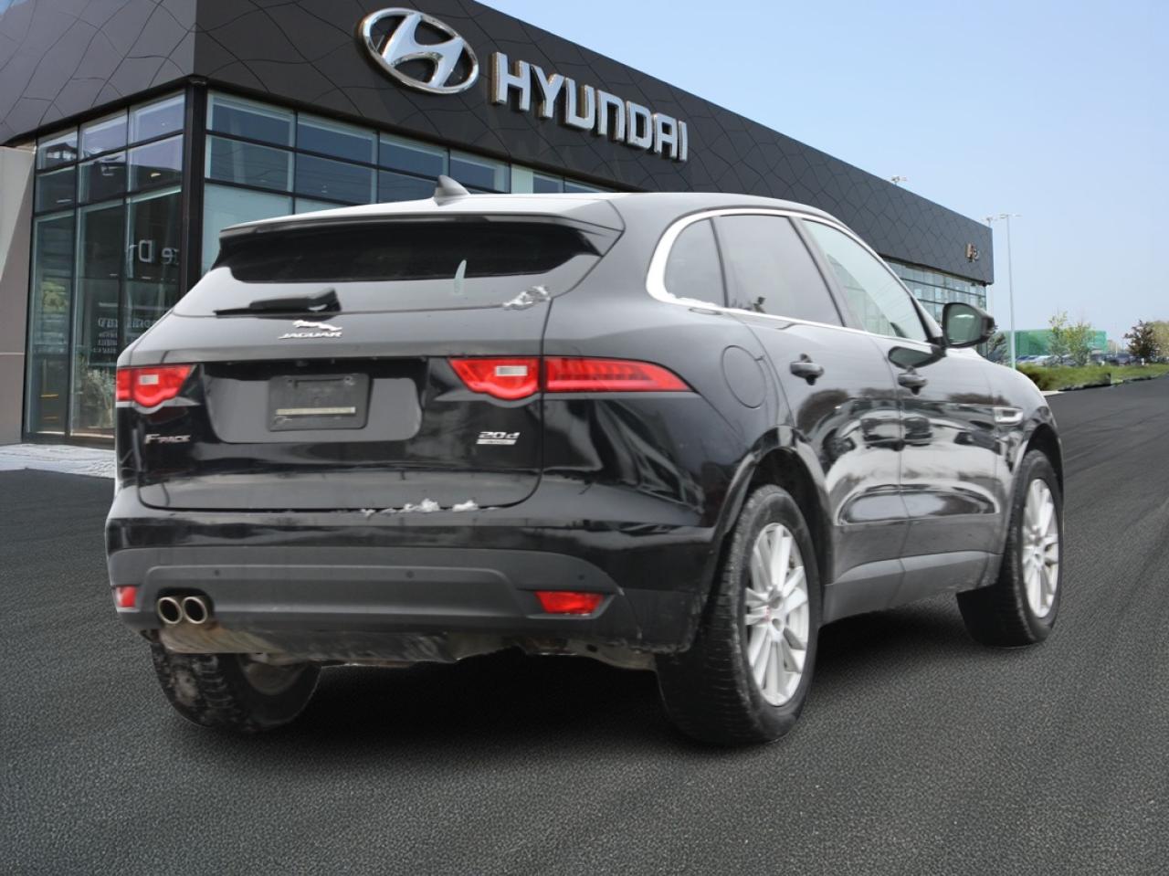 2019 Jaguar F-PACE 20d AWD Prestige / Leather / Heated Seats / Nav Photo3