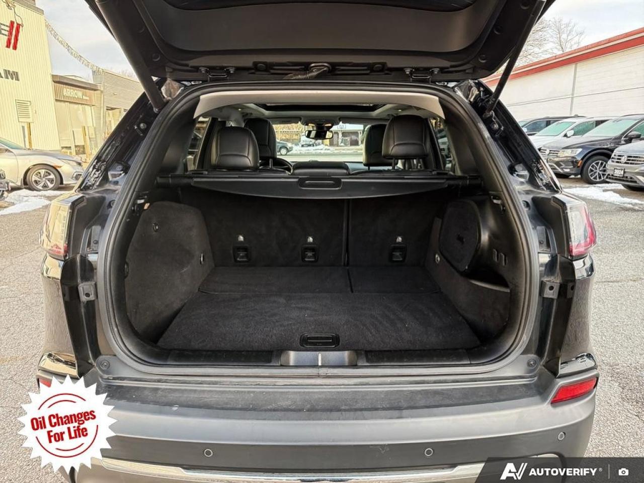 2019 Jeep Cherokee Limited 4X4 Photo