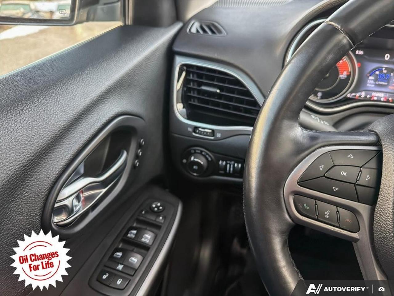 2019 Jeep Cherokee Limited 4X4 Photo