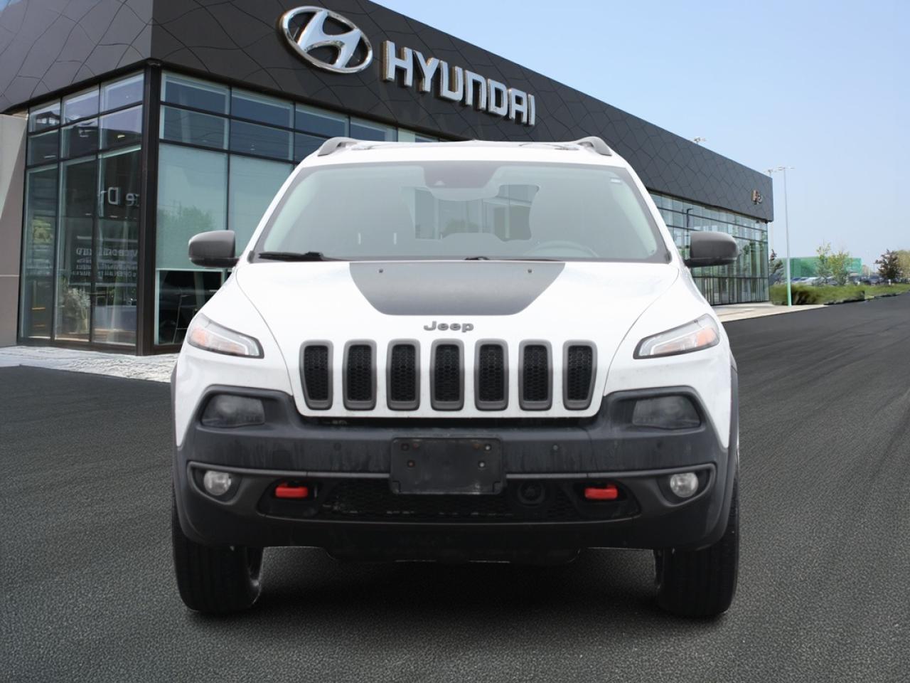 2015 Jeep Cherokee Trailhawk / Heated Seats / Leather /  As-Is Spec Photo