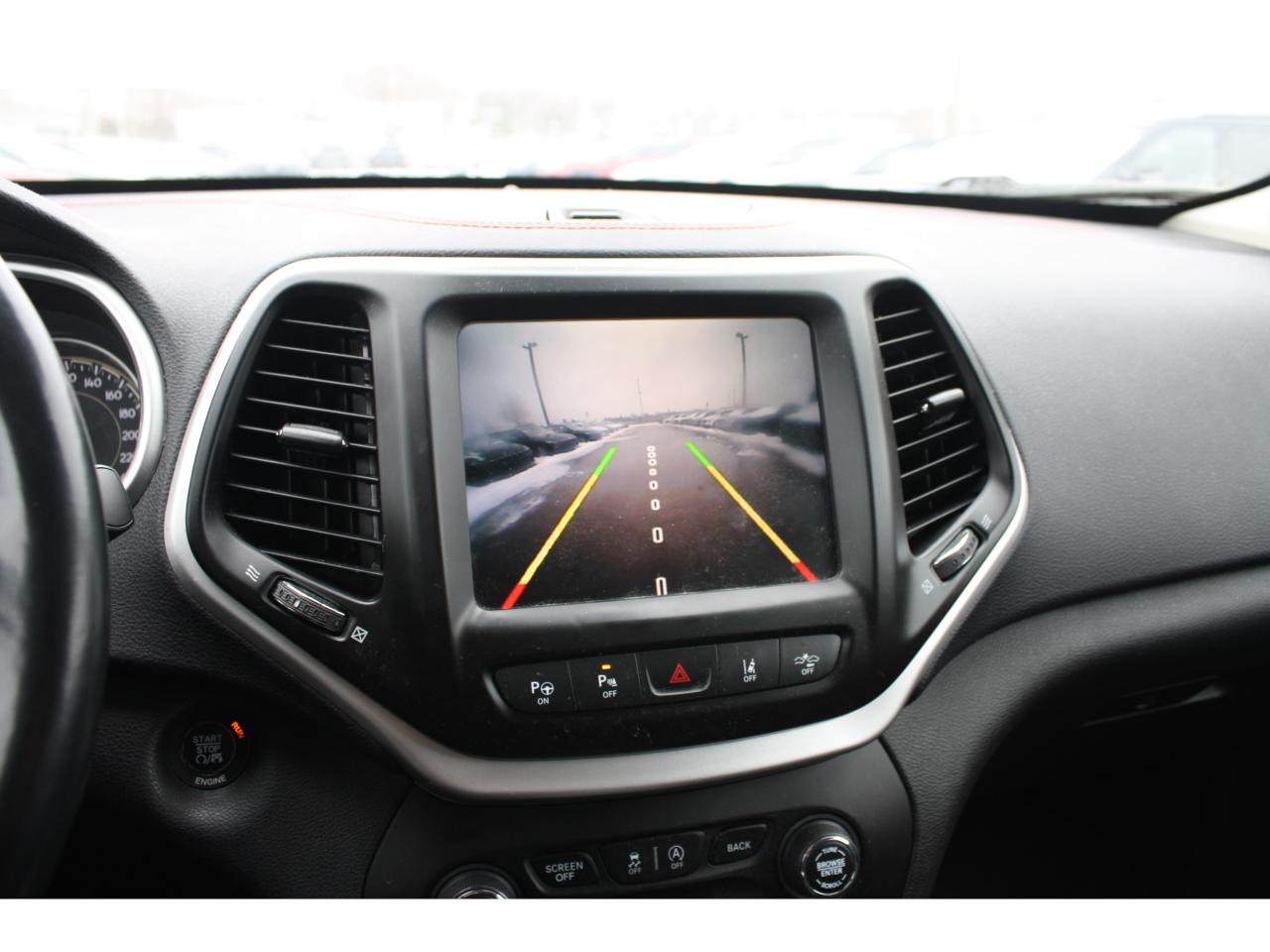 2015 Jeep Cherokee Trailhawk / Heated Seats / Leather /  As-Is Spec Photo