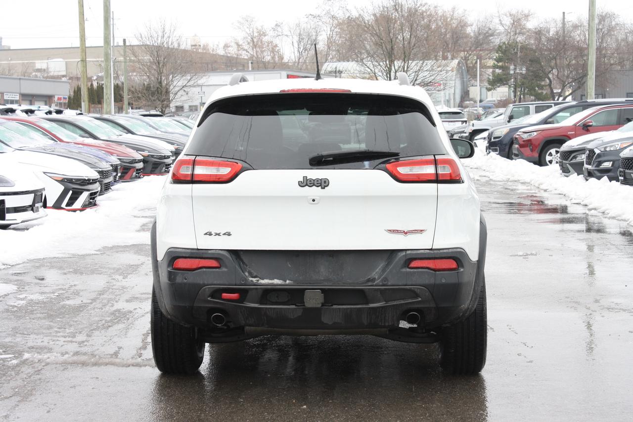 2015 Jeep Cherokee Trailhawk / Heated Seats / Leather /  As-Is Spec Photo