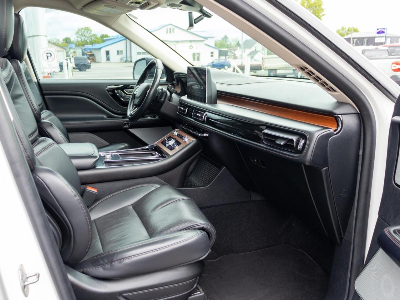 2020 Lincoln Aviator Reserve 4dr All-Wheel Drive Photo