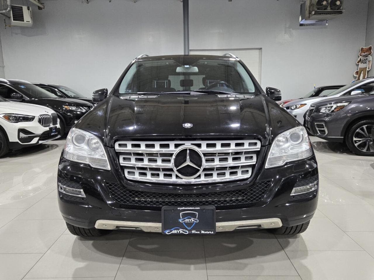 2011 Mercedes-Benz M-Class 4MATIC ML350 BlueTEC Blindspot Assist Navigation B Photo2