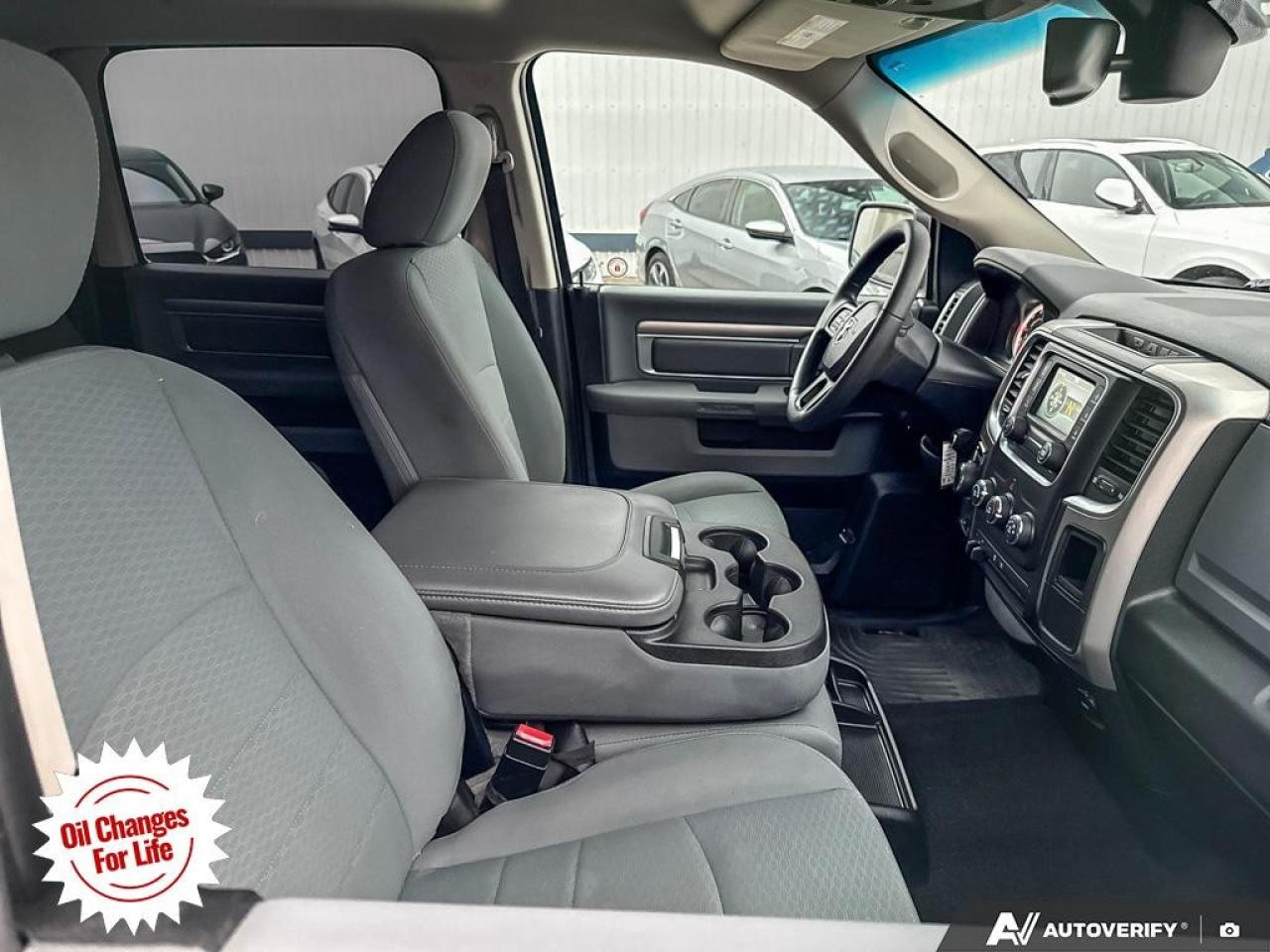 2018 RAM 1500 Outdoorsman 4x4 Crew Cab 5'7" Box Photo