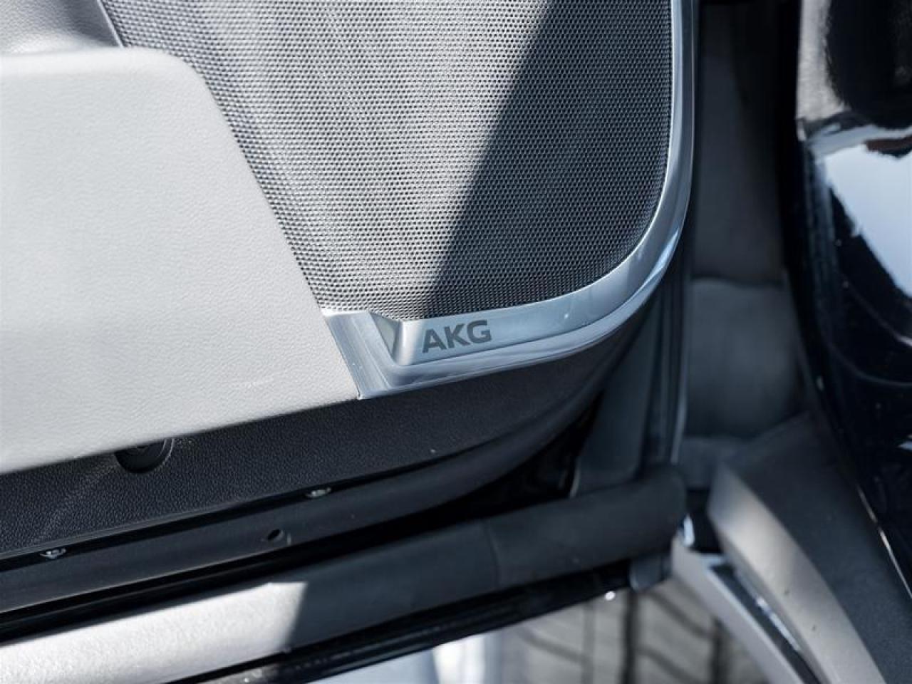 2025 Cadillac Escalade Premium Luxury 4dr 4x4 Photo