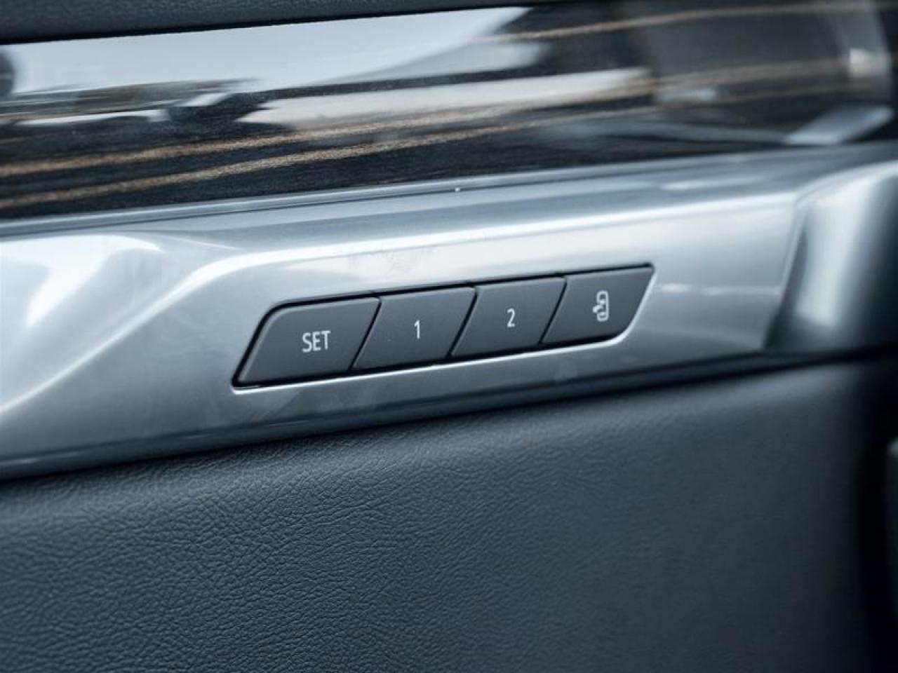 2025 Cadillac Escalade Premium Luxury 4dr 4x4 Photo