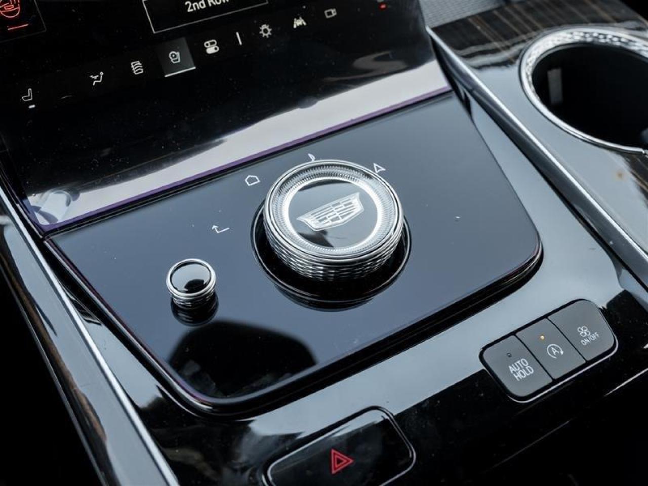 2025 Cadillac Escalade Premium Luxury 4dr 4x4 Photo