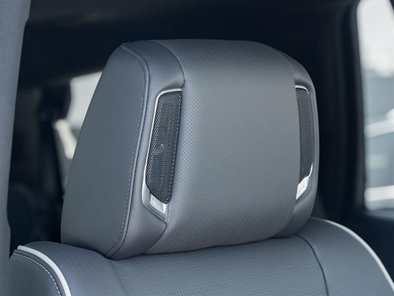 2025 Cadillac Escalade Premium Luxury 4dr 4x4 Photo